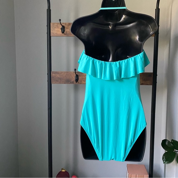 Bleu by Rod Beattie Shirred Ruffle Bandeau Mio One-Piece Swimsuit Wave Runner 8 - Picture 6 of 7